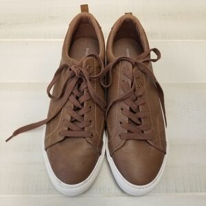 Banana Republic Tan Leather Sneakers